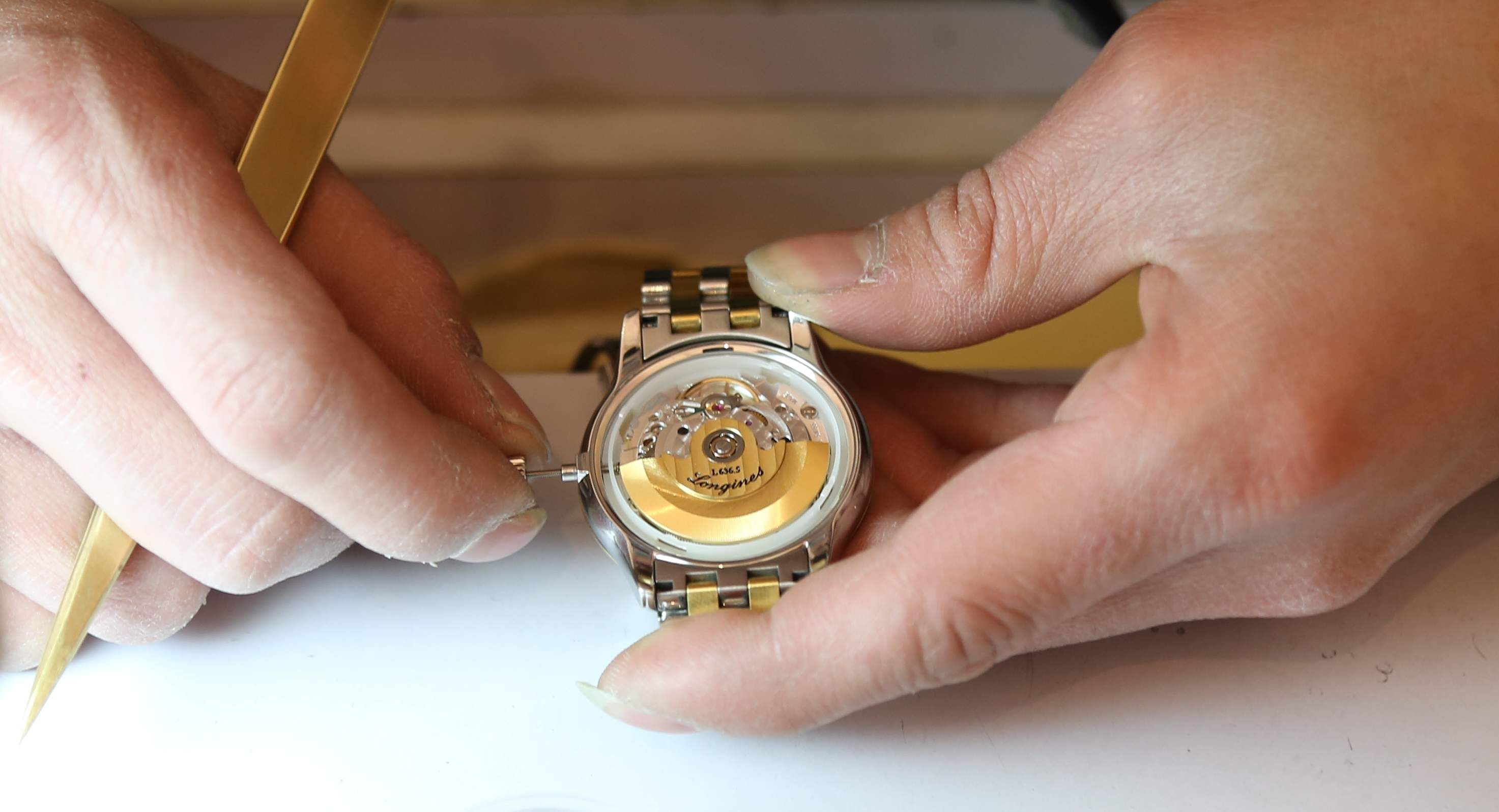 爱彼手表售后维修点（爱彼手表跳针）