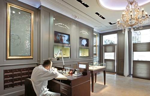 爱彼手表轴断了要多少钱维修（爱彼手表停走）